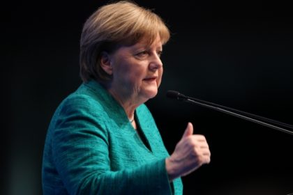 Merkel: Deutschland muss nach US-Steuerreform attraktiv bleiben – und um Investitionen kämpfen