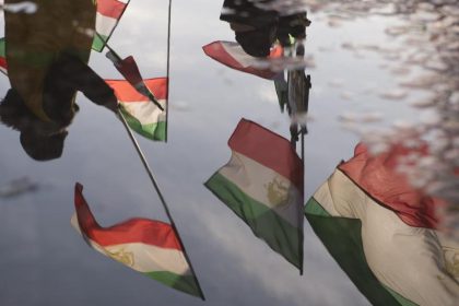 CDU-Außenpolitiker: Proteste in Iran könnten radikalen Hardlinern nutzen – Präsident geschwächt