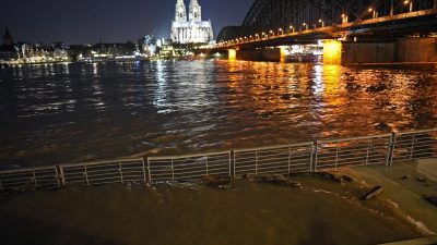 Hochwassergefahr: Pegelstände an Donau, Rhein, Mosel und Necker steigen weiter