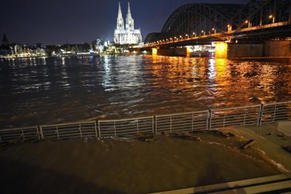 Hochwassergefahr: Pegelstände an Donau, Rhein, Mosel und Necker steigen weiter