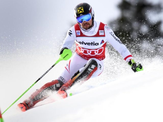 Siegte in Adelboden auch im Slalom: Marcel Hirscher aus Österreich. Foto: Jean-Christophe Bott/dpa
