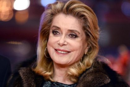 Catherine Deneuve nach Schlaganfall offenbar auf dem Weg der Besserung