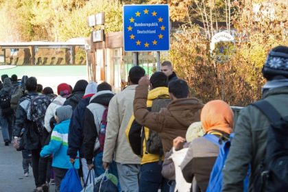 Bundesverfassungsgericht weist Eilanträge gegen UN-Migrationspakt zurück