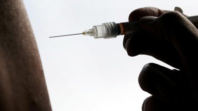 Nach Impfskandal in China 1,1 Milliarden Euro Strafe für Pharma-Unternehmen