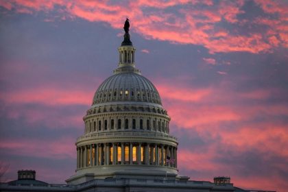 Erneute Haushaltssperre in den USA um Mitternacht in Kraft getreten