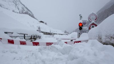 Erneut 9.000 Urlauber in Zermatt eingeschneit