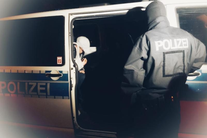 Lauter Ruf nach sicheren Grenzen – Berlin zögert