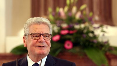 Joachim Gauck „erschreckt“ von Folgen des Multikulturalismus – Ex-Bundespräsident warnt vor falscher Toleranz
