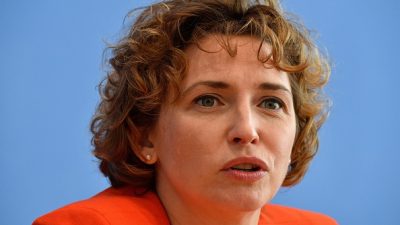 FDP-Generalsekretärin will AfD „in der Sache stellen“ und nicht zu „Märtyrern“ machen
