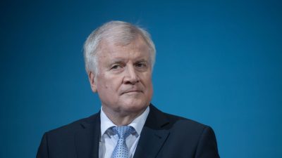 Seehofer kündigt Scheitern der GroKo an – wenn SPD Vereinbarungen zur Zuwanderung negiert