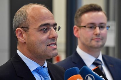 AfD-Politiker warnt vor Bürgerkrieg und sagte angeblich: „Die Merkelnutte lässt jeden rein, sie schafft das“