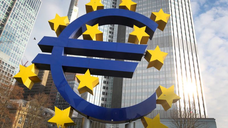 Wegen US-Sanktionen: EZB friert alle Auszahlungen von drittgrößter lettischer Bank ein