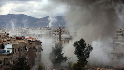 Syrien: Islamisten-Gruppen lehnen Evakuierung in Ost-Ghuta ab und sprechen von „Kriegsverbrechen“