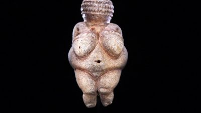 Prähistorische „Venus von Willendorf“ von Facebook zensiert