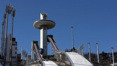 Deutsche Kombinierer gewinnen Gold im Teamwettbewerb