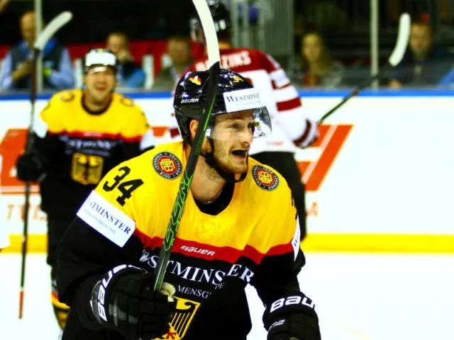 Der Olympia-Boykott der NHL trifft Eishockey-Bundestrainer Marco Sturm hart. Foto: Stefan Diepold/dpa