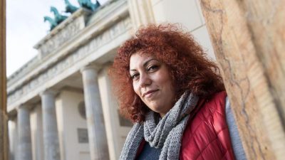 Syrerin erste Brandenburger-Tor-Schreiberin
