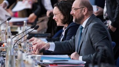 CDU, CSU und SPD beraten weiter