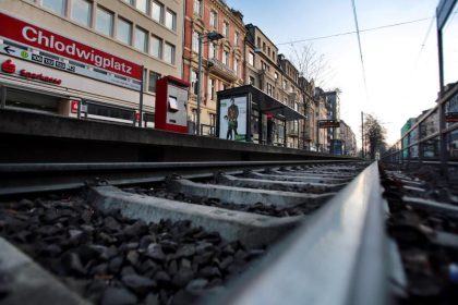 Köln: Rund 40 Verletzte bei Straßenbahnunfall – Polizei ermittelt gegen “alkoholisierten” Fahrer