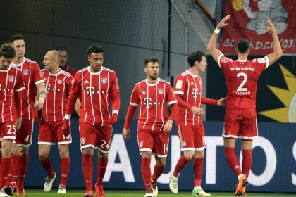 Druck auf VfL-Coach Schmidt wächst nach Bayern-Sieg