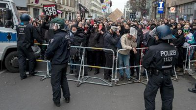 Wegen Blockade des Frauenmarsches Februar 2018: Immunität von Grünen-Abgeordneter soll aufgehoben werden