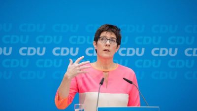 CDU-Generalsekretärin: Asylsystem funktioniert schon lange nicht mehr