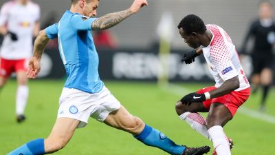 RB Leipzig trotz Niederlage gegen Neapel weiter