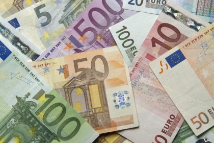 Fiskus entgehen 1,2 Mrd. Euro Kfz-Steuereinnahmen wegen falscher CO2-Werte