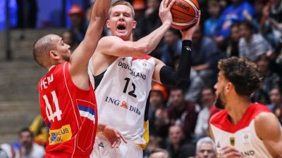 Deutsche Basketballer besiegen überraschend Serbien