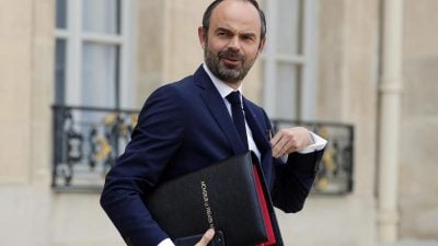 Frankreichs Regierungschef: „Keine Steuer ist es wert, die Einheit der Nation zu gefährden“