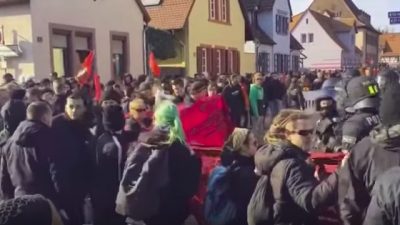 Kandel: Neuer katholischer Bischof von Würzburg heizte die Antifa mit an