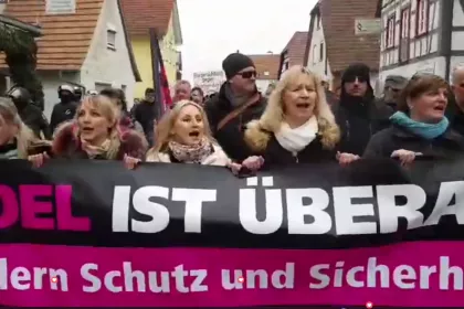 "Erklärung 2018”: Noch mehr Prominente unterstützen Proteste gegen Flüchtlingspolitik der Bundesregierung