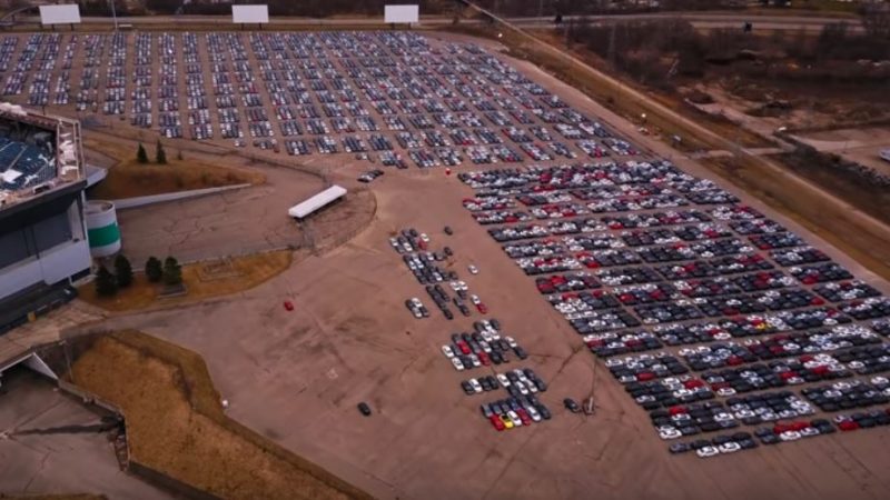VW-Friedhof? – In den USA stehen Autos für 6 Mrd Euro auf Halde