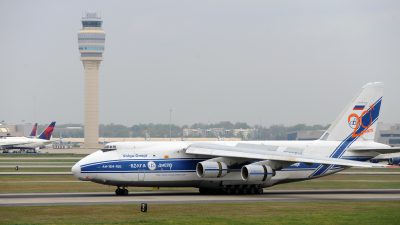 Abgestürzte Antonow soll Militärgüter für Bangladesch geladen haben