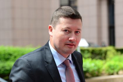 Massive Kritik im EU-Parlament an Ernennung Selmayrs