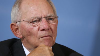 Schäuble: Angriff auf Presse gefährdet Demokratie