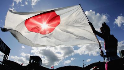 Japans Regierung wegen gefälschter Dokumente zunehmend unter Druck