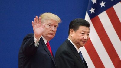 Trump: Seit „Bush 1“ verlieren die USA Jobs und geistiges Eigentum an China – „können das nicht länger zulassen“