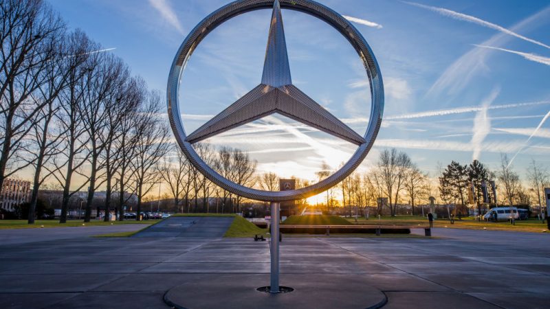 Daimler wirft nach Corona-Stillstand die Werke wieder an