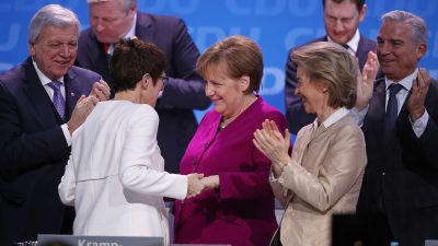 Kanzlerin Merkel drängt auf raschen Arbeitsbeginn – Koalitionsvertrag ist ein Buch mit Aufträgen