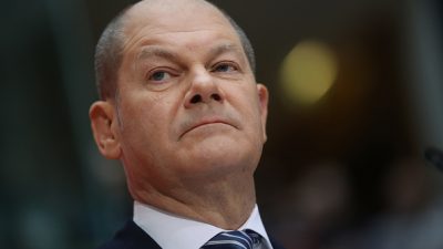 SPD-Finanzminister Olaf Scholz will Beiträge und Steuern kräftig erhöhen