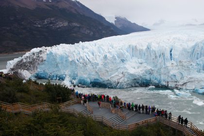Spektakulärer Durchbruch von argentinischem Gletscher Perito Moreno hat begonnen