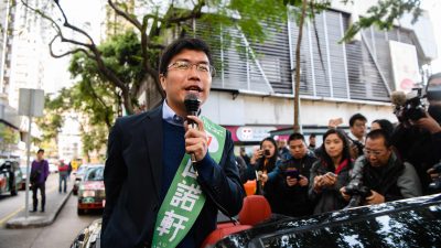 Übergriffe gegen Pro-Demokratie-Aktivisten bei Parlamentsnachwahl in Hongkong