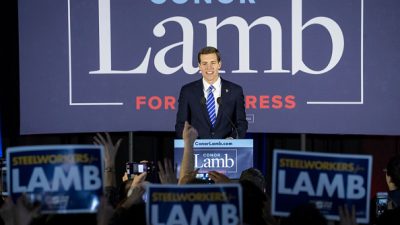 Abzeichnende Schlappe der Republikaner: Demokrat erklärt sich bei Nachwahl in Pennsylvania zum Sieger