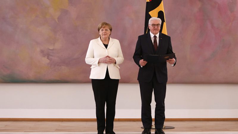 Merkel legt Amtseid ab: „Ich schwöre, dass ich meine Kraft dem Wohle des deutschen Volkes widmen werde“