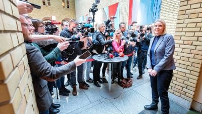 „Hexenjagd“ der Opposition: Norwegens Justizministerin Listhaug tritt zurück