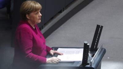 „‘Wir schaffen das!‘ war ein unglaublich banaler Satz“: Regierungserklärung von Bundeskanzlerin Merkel im Wortlaut