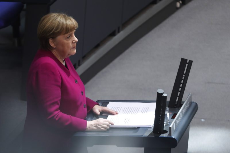 „‘Wir schaffen das!‘ war ein unglaublich banaler Satz“: Regierungserklärung von Bundeskanzlerin Merkel im Wortlaut