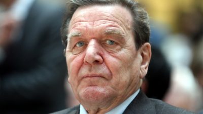 Altkanzler Schröder von Ex-Mann seiner Verlobten in Südkorea verklagt