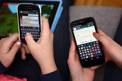 100 000 Teenager sind süchtig nach sozialen Medien
